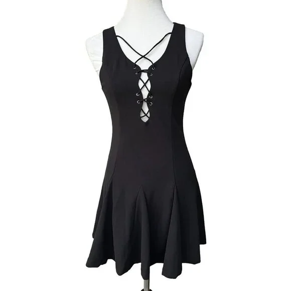 Tea & Cup Womens’s Black Lace Up Skater Mini Dress Size M - Picture 1 of 12